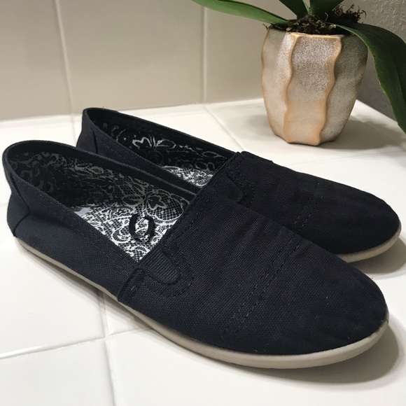 report canvas shoes